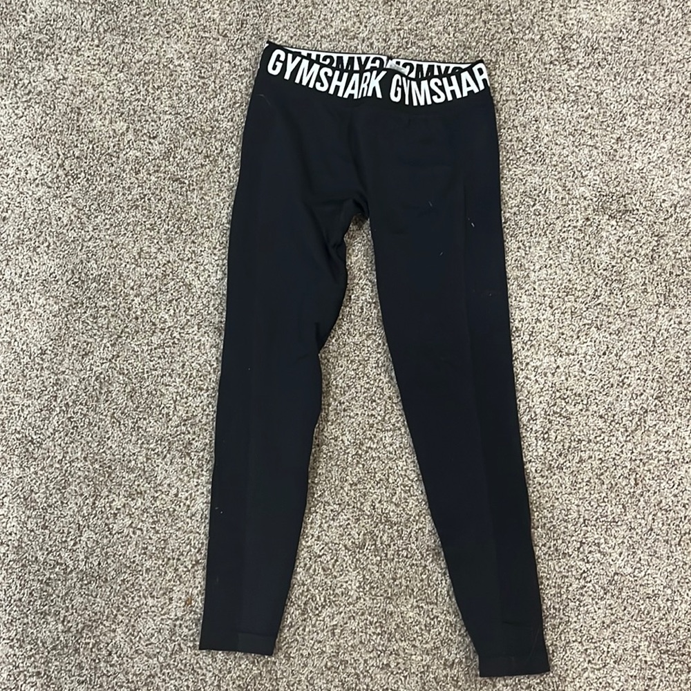black gymshark leggings